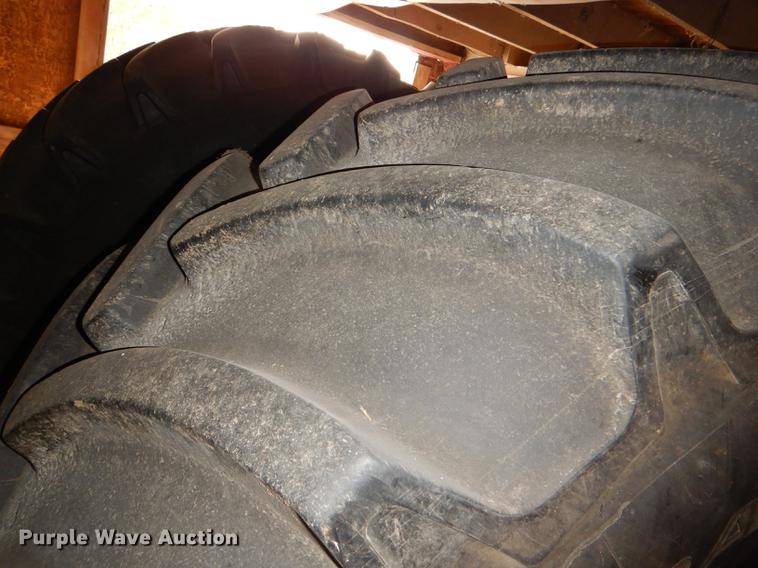 image for item DE0146 (2) Goodyear Optitrac 900/75R32 tires