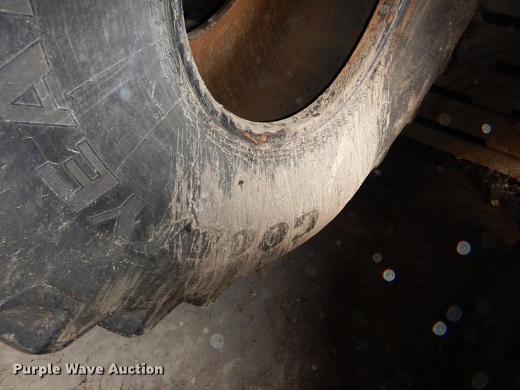 image for item DE0146 (2) Goodyear Optitrac 900/75R32 tires