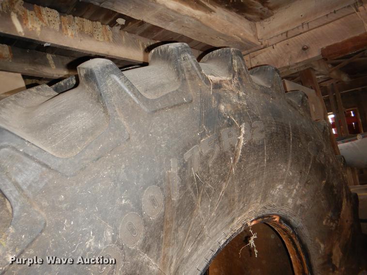 image for item DE0146 (2) Goodyear Optitrac 900/75R32 tires