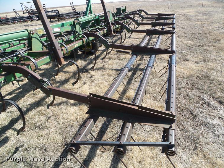 image for item DF2970 John Deere 960 field cultivator