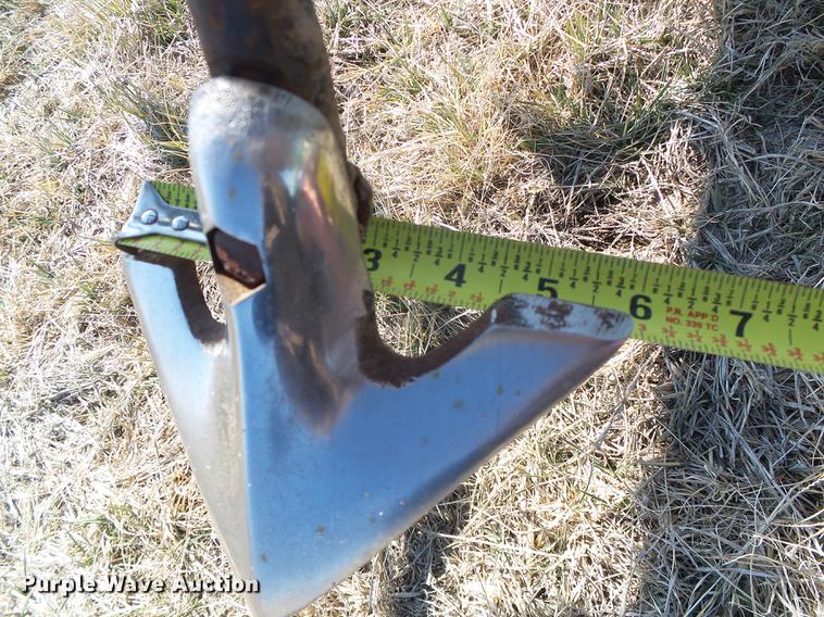 image for item DF2970 John Deere 960 field cultivator