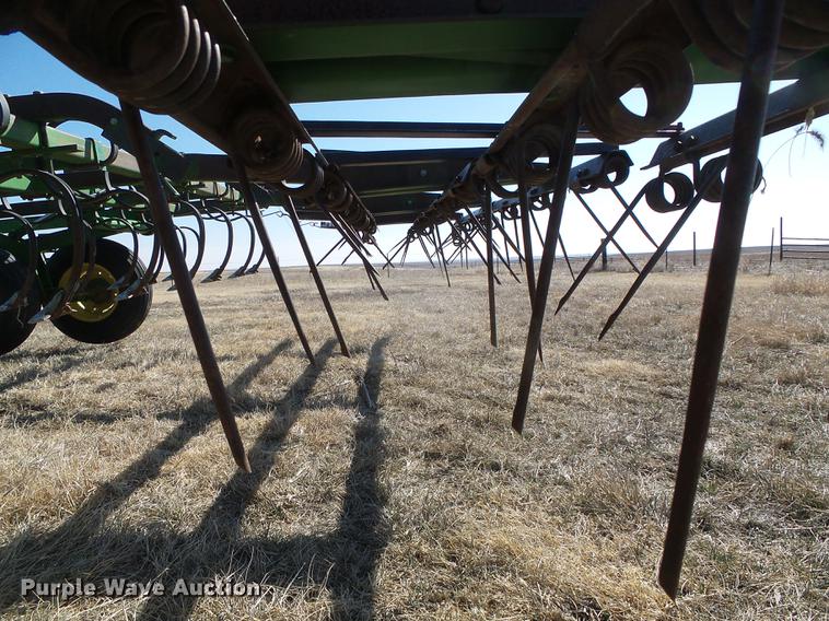 image for item DF2970 John Deere 960 field cultivator