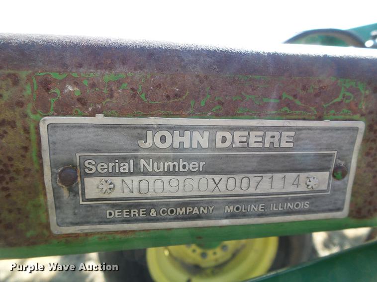 image for item DF2970 John Deere 960 field cultivator