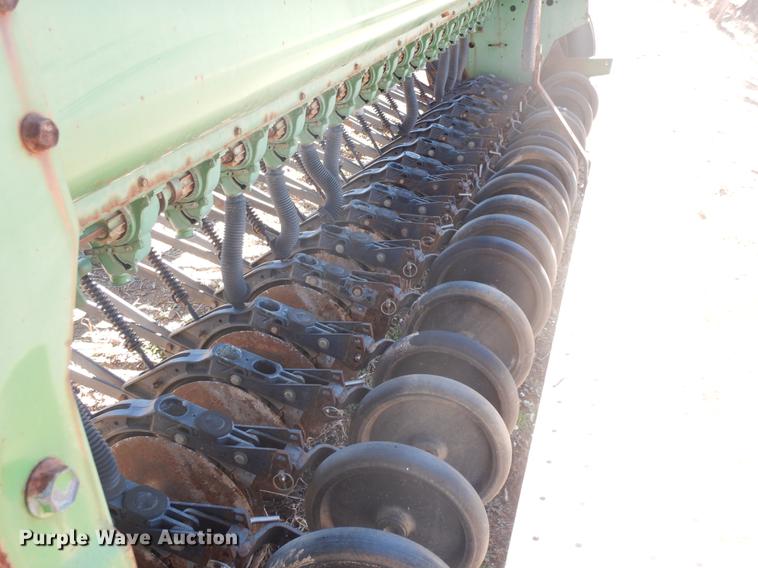 image for item DF4361 John Deere 8300 grain drill