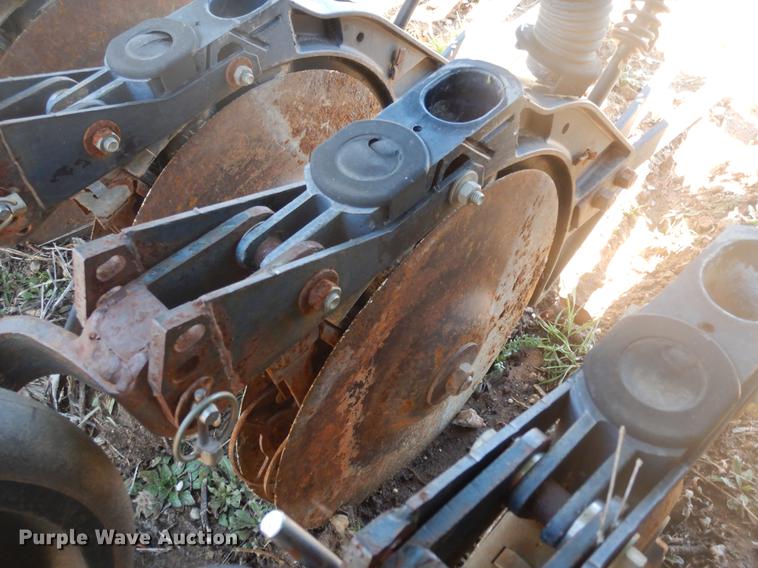 image for item DF4361 John Deere 8300 grain drill