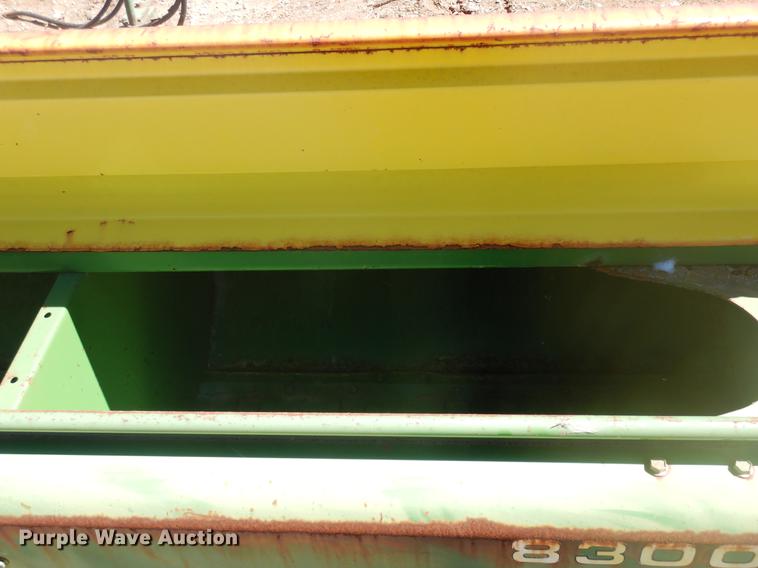 image for item DF4361 John Deere 8300 grain drill