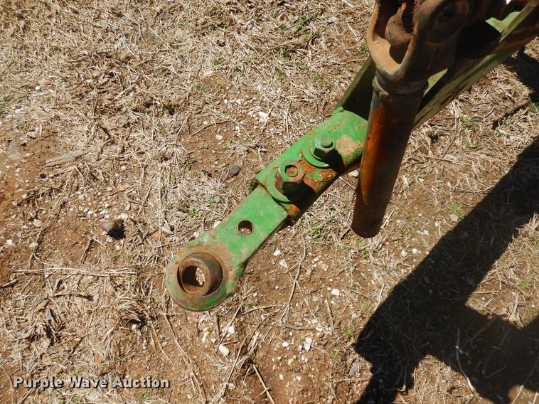 image for item DF4362 John Deere 346 small square baler