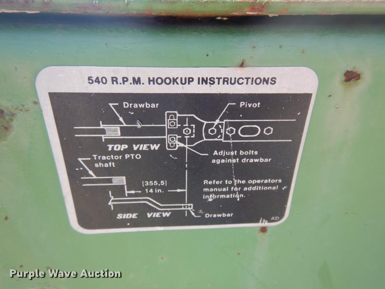 image for item DF4362 John Deere 346 small square baler