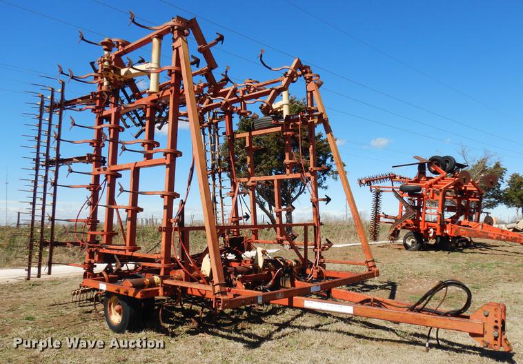 image for item DF4364 Krause 4100 field cultivator