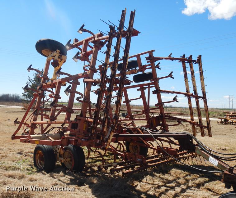 image for item DF4367 Krause 4100 field cultivator