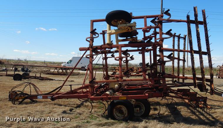 image for item DF4367 Krause 4100 field cultivator