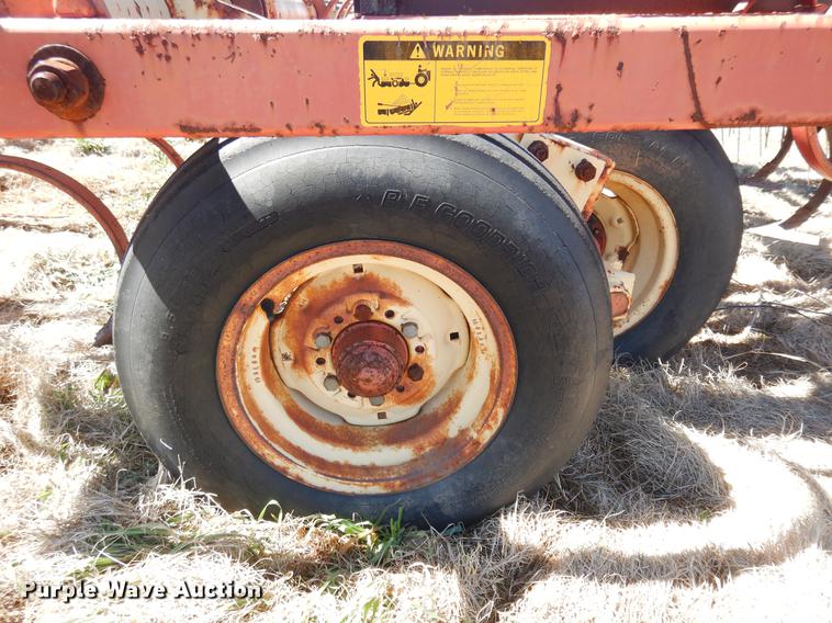 image for item DF4367 Krause 4100 field cultivator