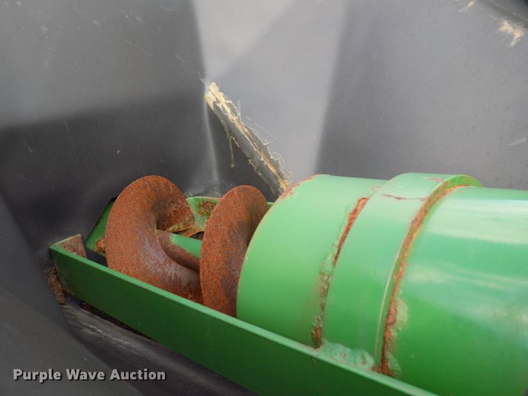 image for item DF4370 John Deere 730 air seeder