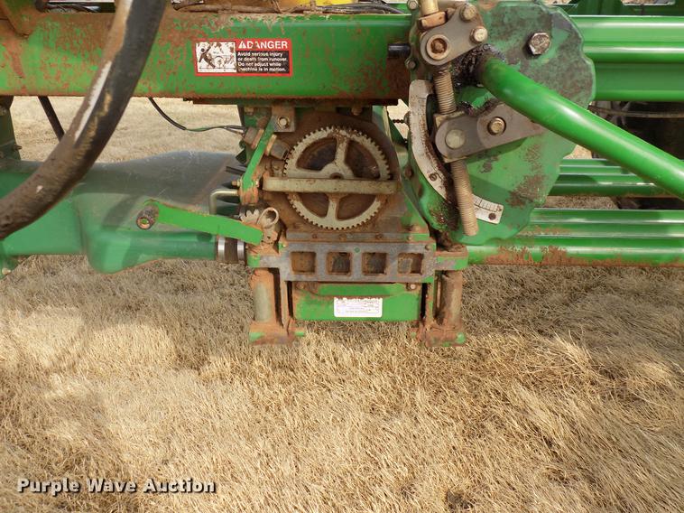 image for item DF4370 John Deere 730 air seeder