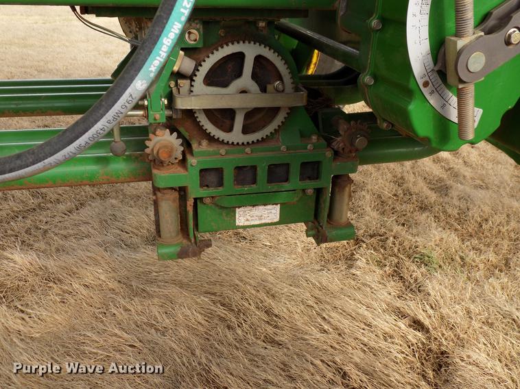 image for item DF4370 John Deere 730 air seeder