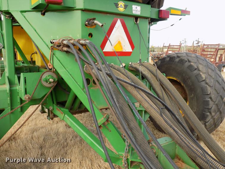 image for item DF4370 John Deere 730 air seeder