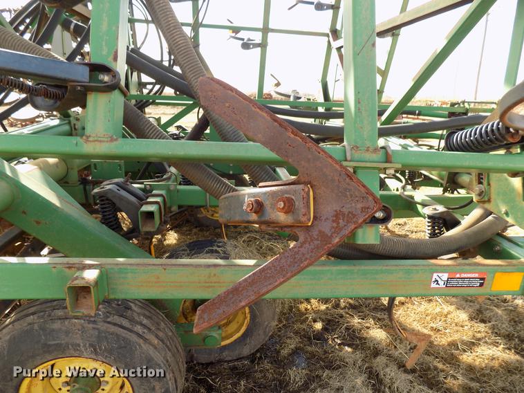 image for item DF4370 John Deere 730 air seeder