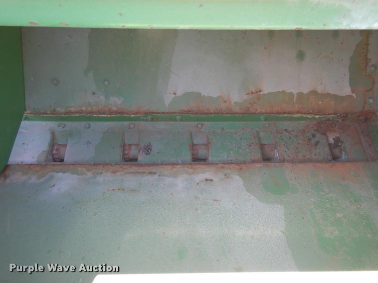 image for item DF4371 John Deere 8300 grain drill