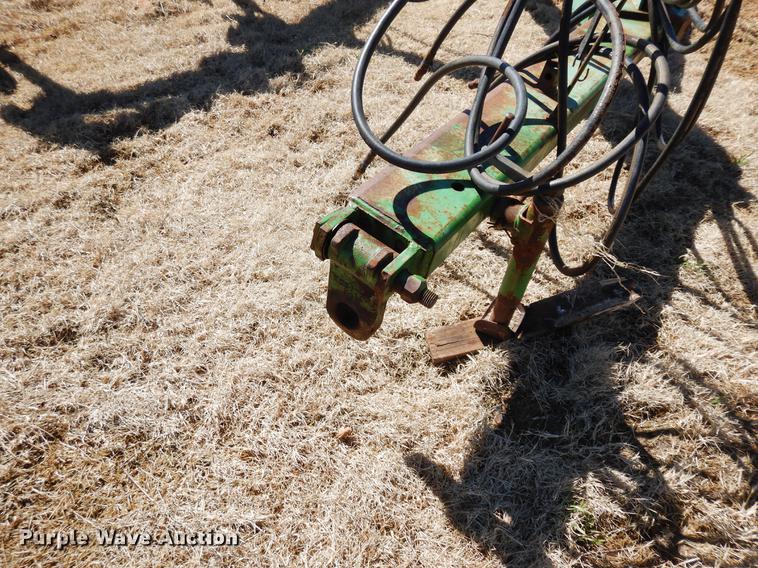 image for item DF4376 John Deere 3710 nine bottom plow