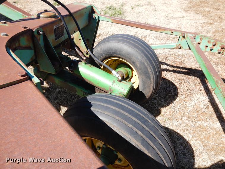 image for item DF4376 John Deere 3710 nine bottom plow