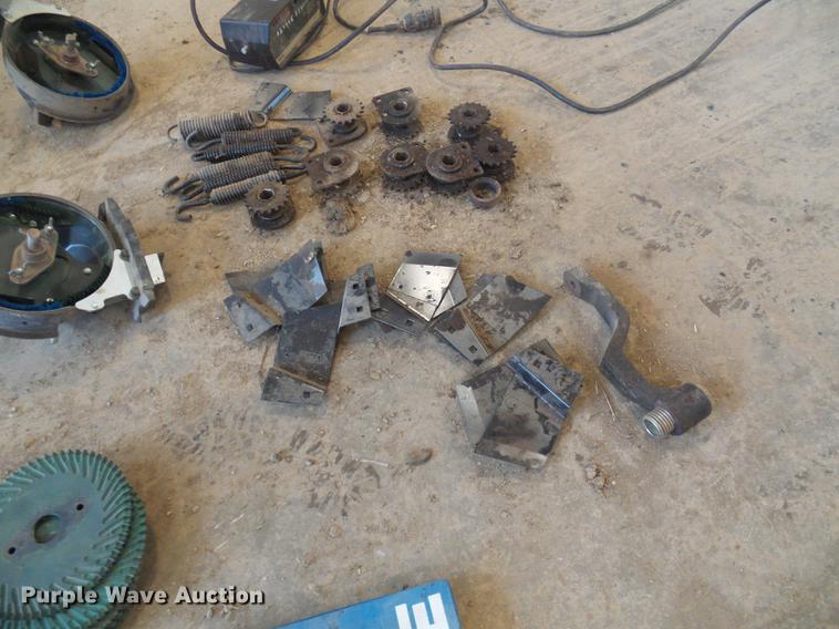 image for item DF7148 Kinze 2000 no-till planter