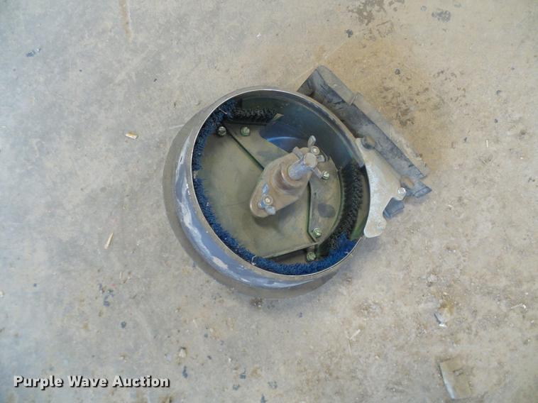 image for item DF7148 Kinze 2000 no-till planter