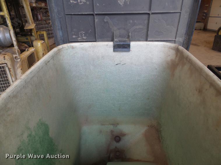 image for item DF7148 Kinze 2000 no-till planter