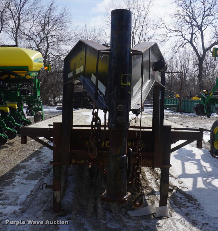 image for item DF7646 2002 Neal equipment trailer