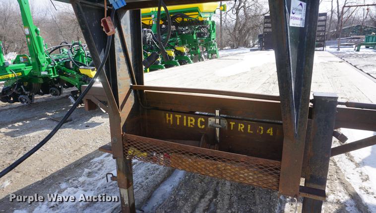 image for item DF7646 2002 Neal equipment trailer