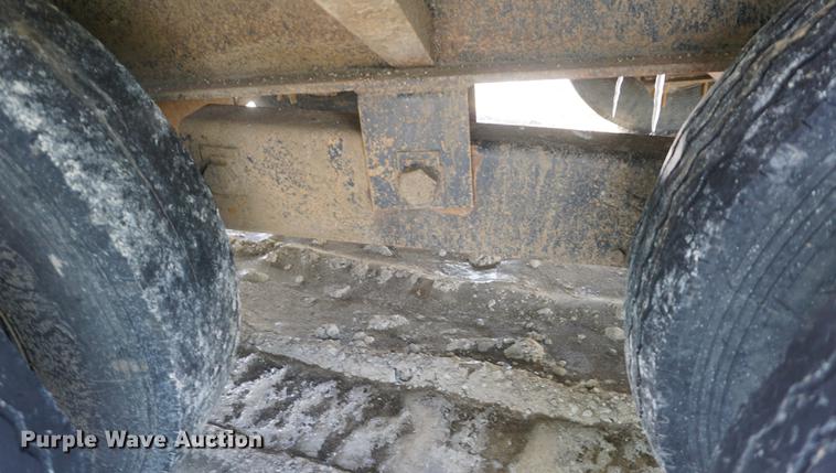 image for item DF7646 2002 Neal equipment trailer