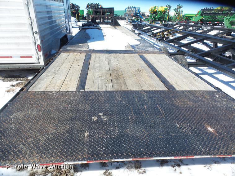 image for item DF7647 2009 PJ equipment trailer