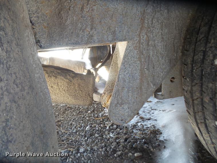 image for item DF7647 2009 PJ equipment trailer