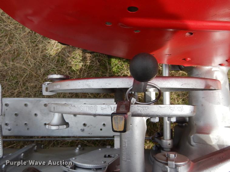 image for item DK9819 Massey-Ferguson 230 tractor