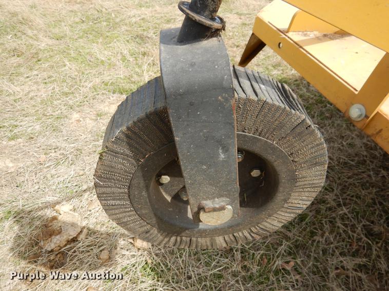 image for item DK9819 Massey-Ferguson 230 tractor