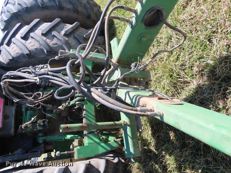 image for item DN9072 John Deere 7200 planter