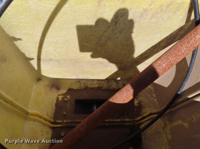 image for item DN9072 John Deere 7200 planter