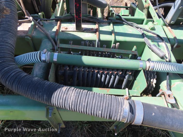 image for item DN9072 John Deere 7200 planter