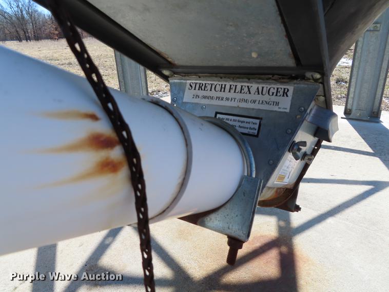 image for item DN9081 (3) feed hoppers