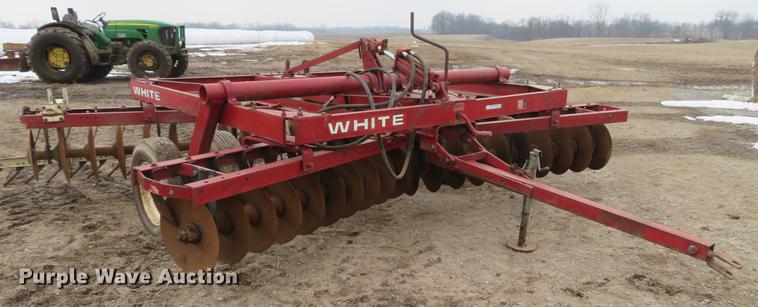 image for item EV9586 White disk