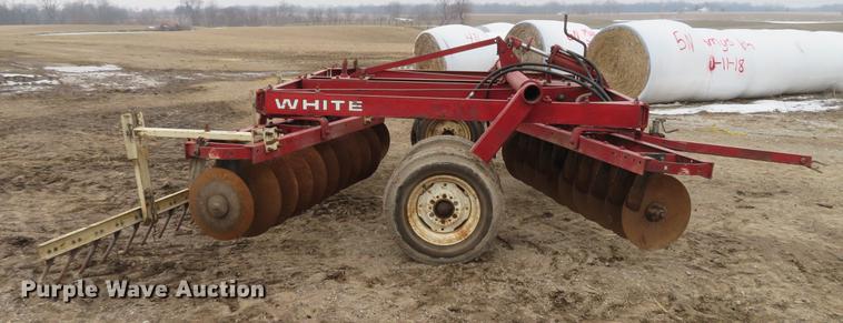 image for item EV9586 White disk