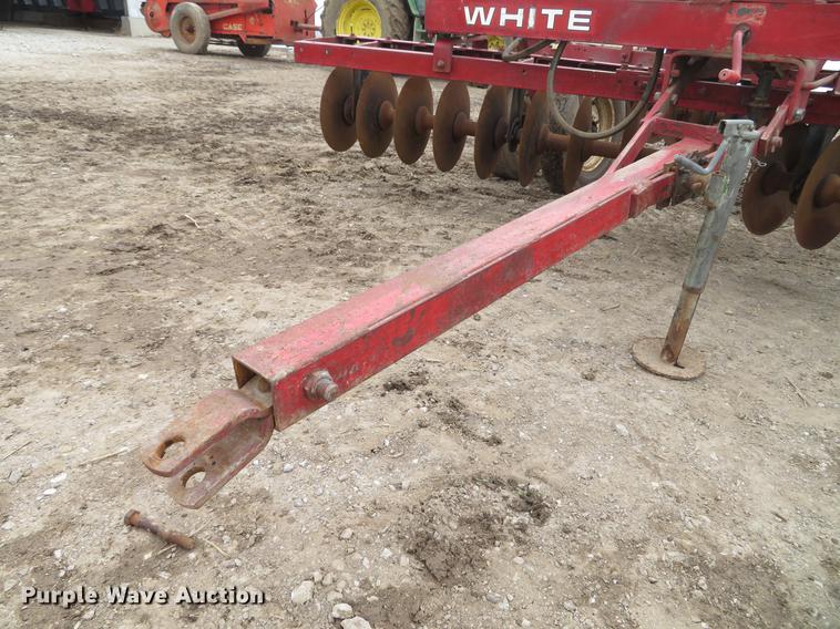 image for item EV9586 White disk