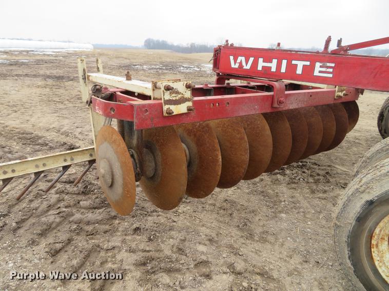 image for item EV9586 White disk