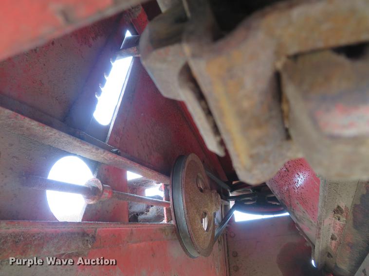 image for item EV9588 Case 115 manure spreader