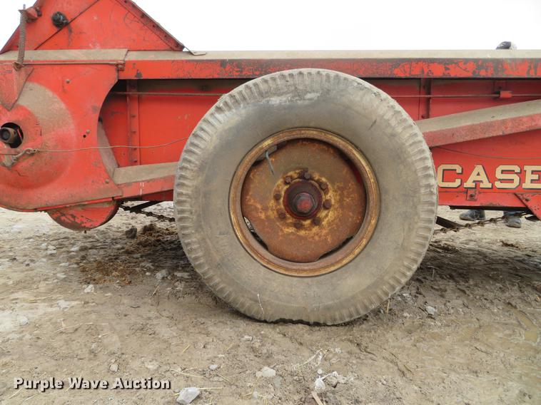 image for item EV9588 Case 115 manure spreader