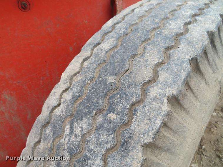 image for item EV9588 Case 115 manure spreader