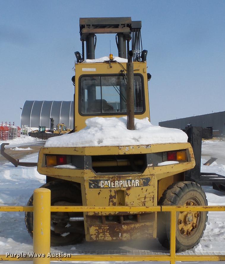 image for item EW9962 1995 Caterpillar DP100 forklift