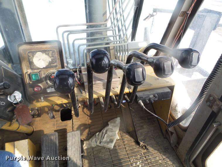 image for item EW9962 1995 Caterpillar DP100 forklift