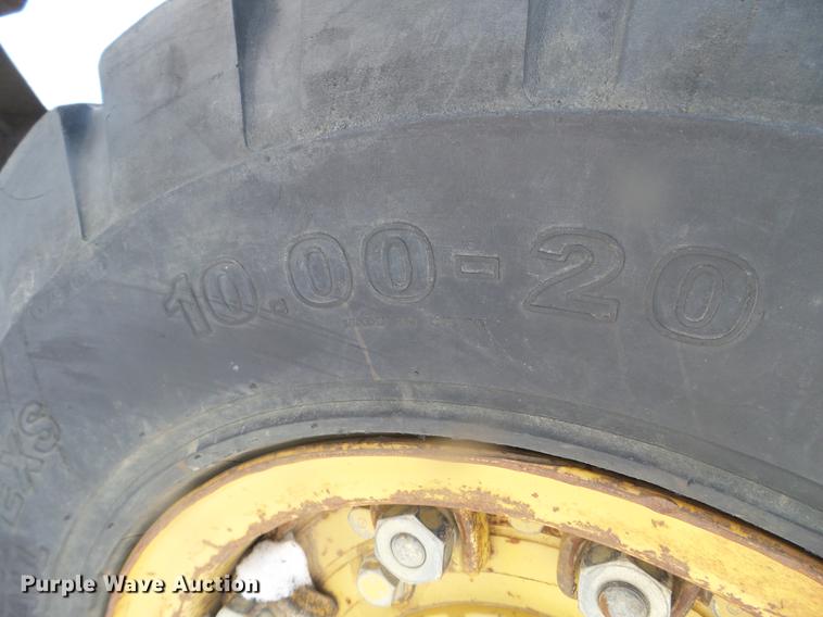 image for item EW9962 1995 Caterpillar DP100 forklift