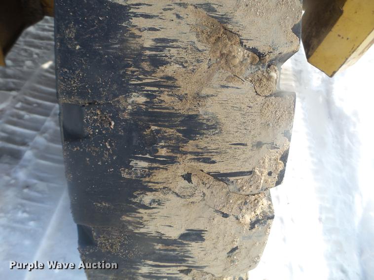 image for item EW9962 1995 Caterpillar DP100 forklift