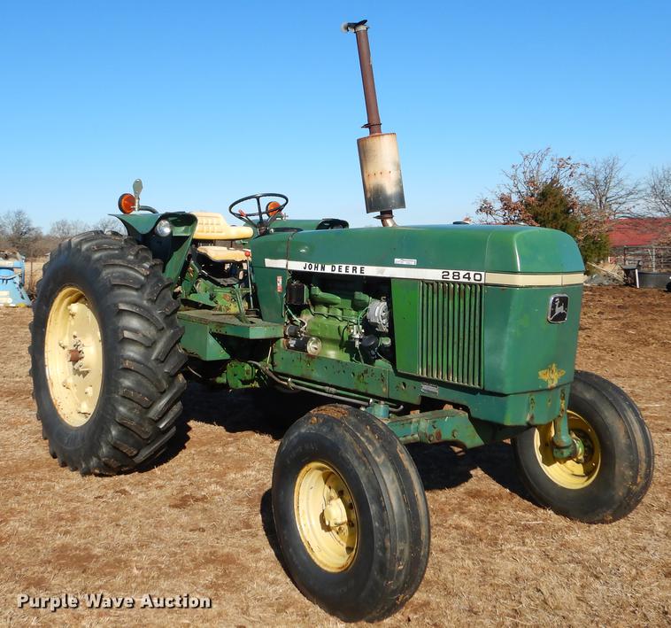 image for item EZ9810 John Deere 2840 tractor